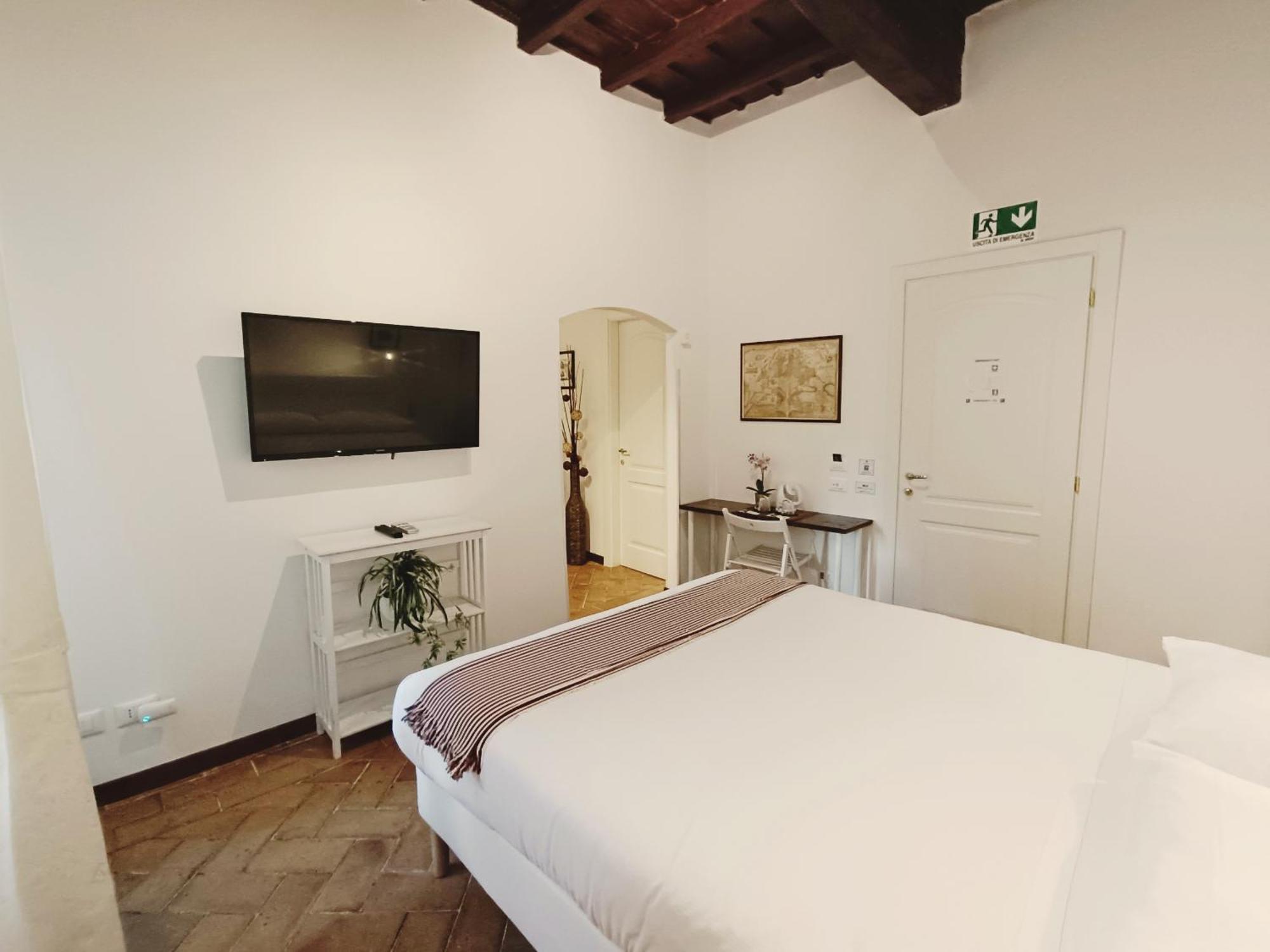 Piccolo Trevi Pensión 3*